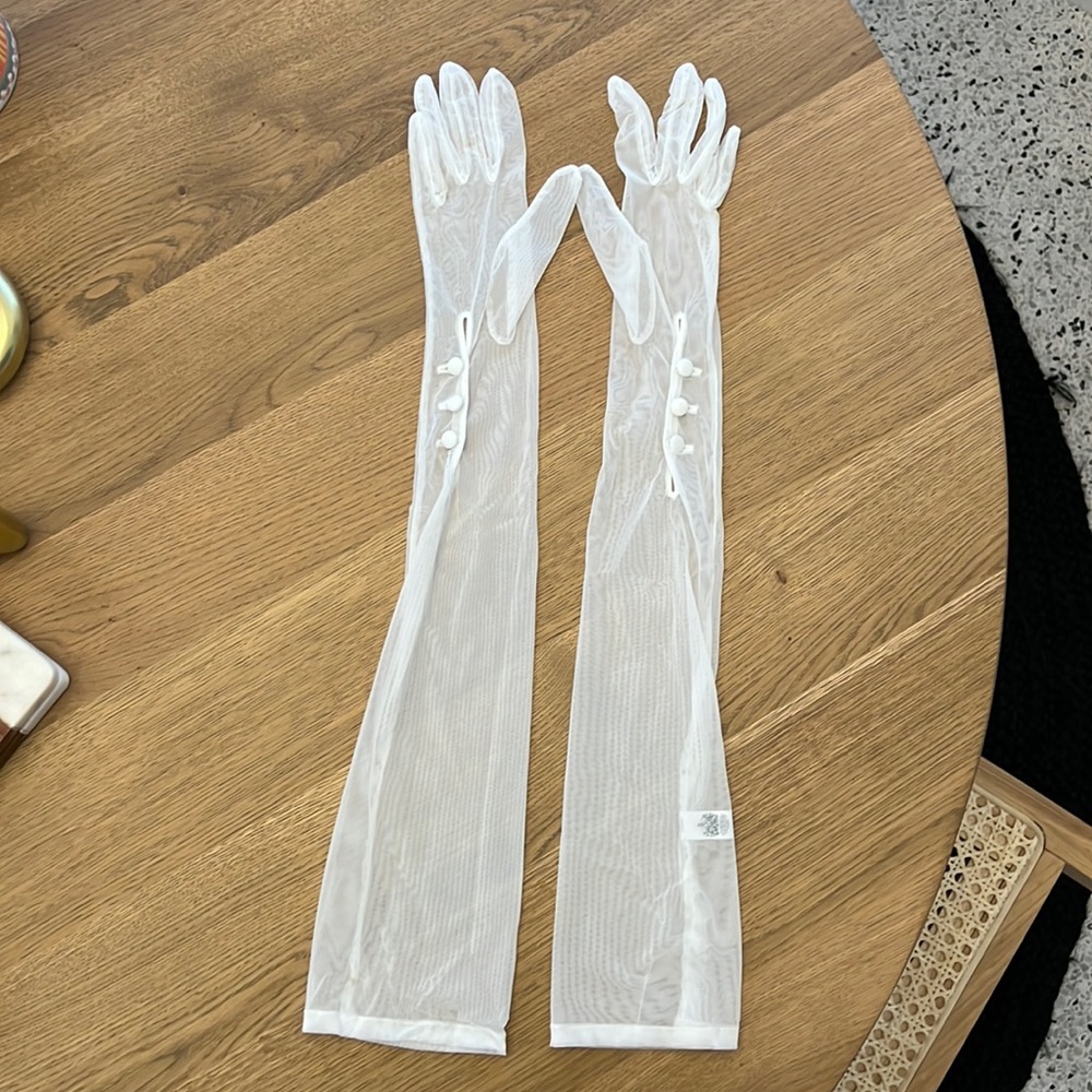 Sheer White Elbow-Length Gloves